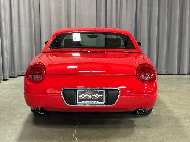 Ford Thunderbird Deluxe 2002