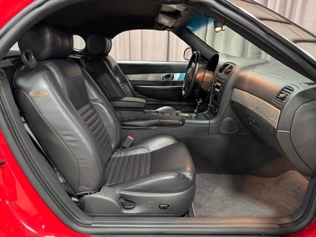 Ford Thunderbird Deluxe 2002