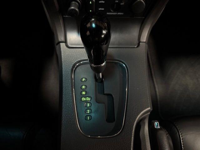 Ford Thunderbird Deluxe 2002