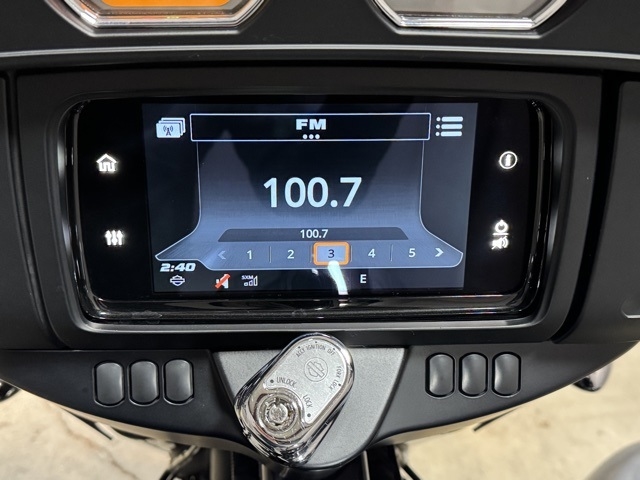 Harley-Davidson FLHX  2020