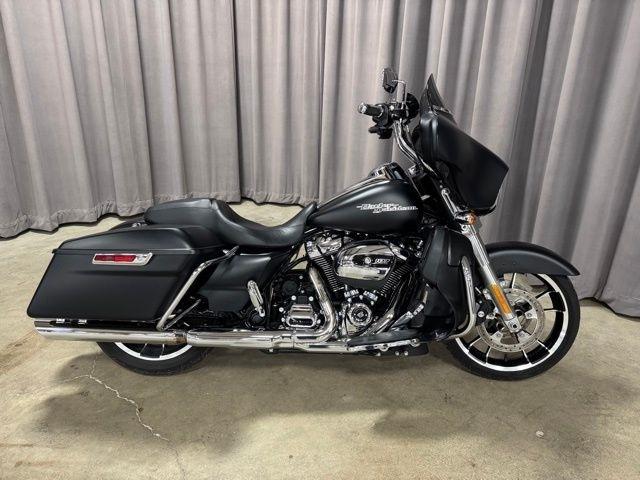 Harley-Davidson FLHX  2020