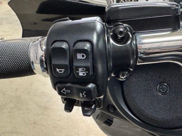 Harley-Davidson FLHX  2020