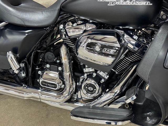 Harley-Davidson FLHX  2020