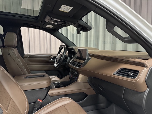 Chevrolet Suburban High Country 4WD 2023