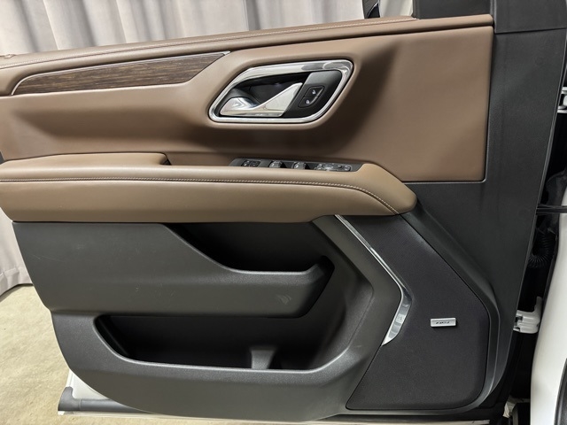 Chevrolet Suburban High Country 4WD 2023