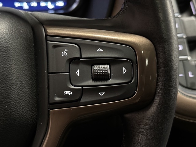 Chevrolet Suburban High Country 4WD 2023