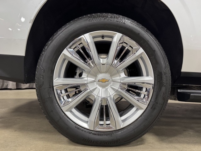 Chevrolet Suburban High Country 4WD 2023