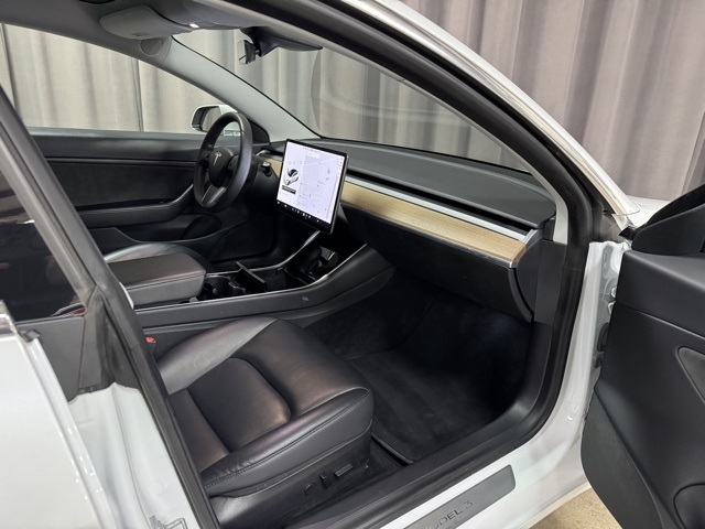 Tesla Model 3 Long Range 2020