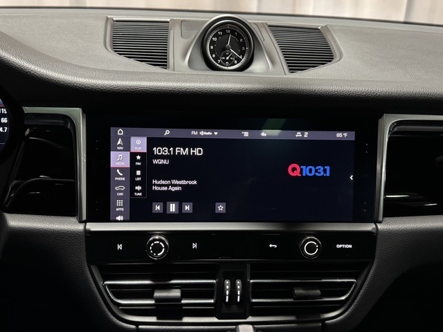 Porsche Macan Base 2022