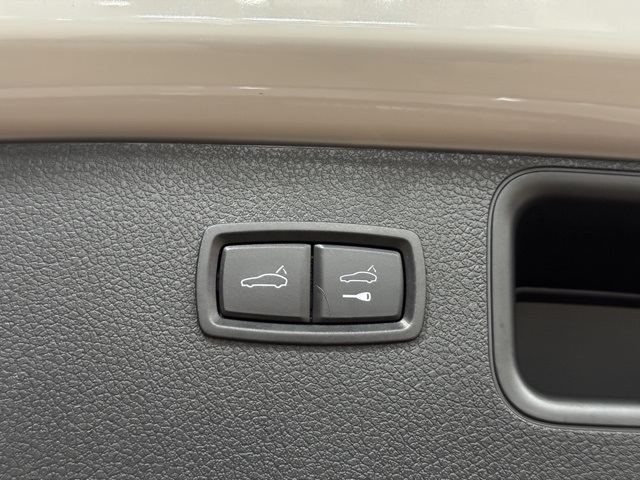 Porsche Macan Base 2022