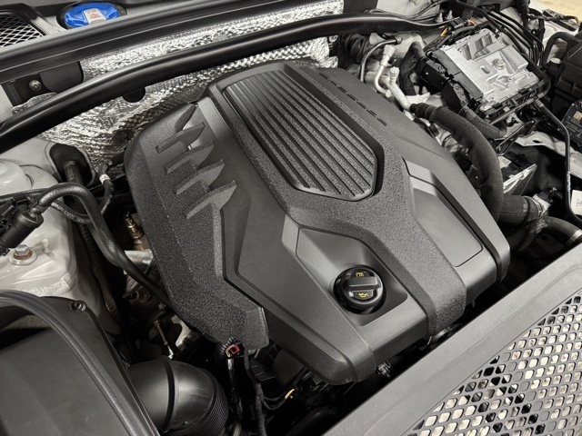 Porsche Macan Base 2022