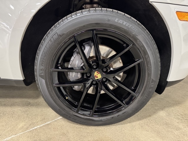 Porsche Macan Base 2022