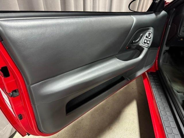 Chevrolet Camaro Z28 Coupe 1998