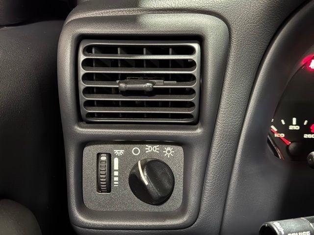 Chevrolet Camaro Z28 Coupe 1998