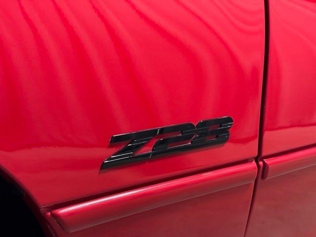 Chevrolet Camaro Z28 Coupe 1998