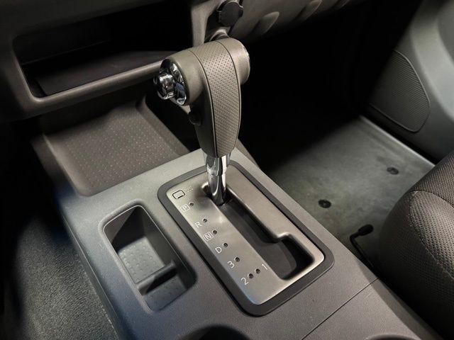 Nissan Frontier XE King Cab 2WD 2006