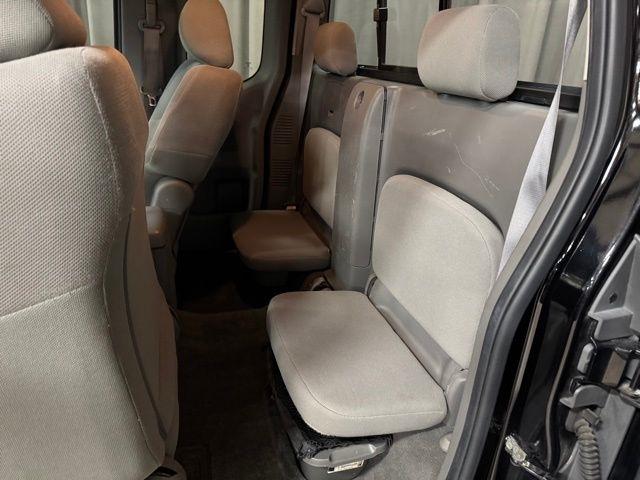 Nissan Frontier XE King Cab 2WD 2006