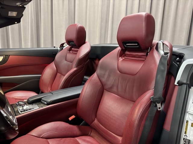 Mercedes-Benz SL-Class SL550 2016