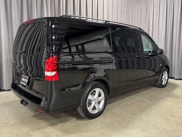 Mercedes-Benz Metris Passenger Van 2016