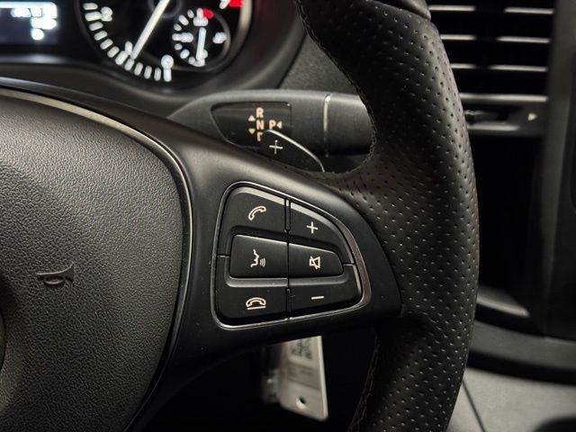 Mercedes-Benz Metris Passenger Van 2016