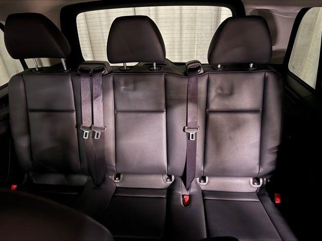 Mercedes-Benz Metris Passenger Van 2016