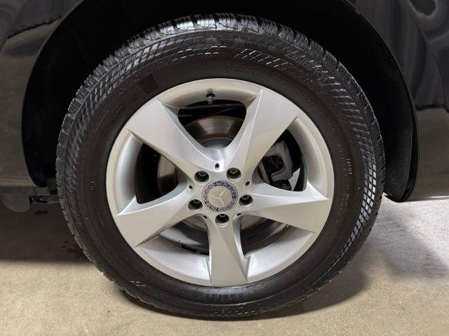 Mercedes-Benz Metris Passenger Van 2016