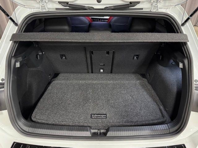 Volkswagen Golf GTI SE 6M 2024