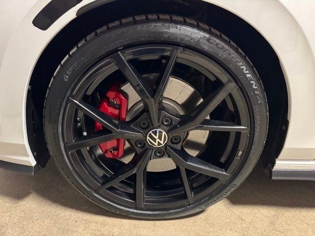 Volkswagen Golf GTI SE 6M 2024