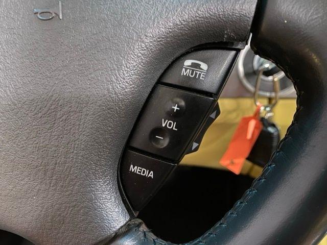 Ford Thunderbird Deluxe 2002