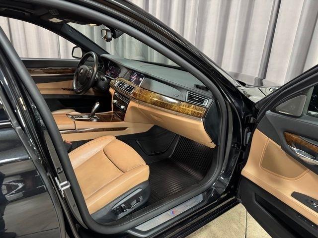 BMW 7-Series 740Li xDrive 2014