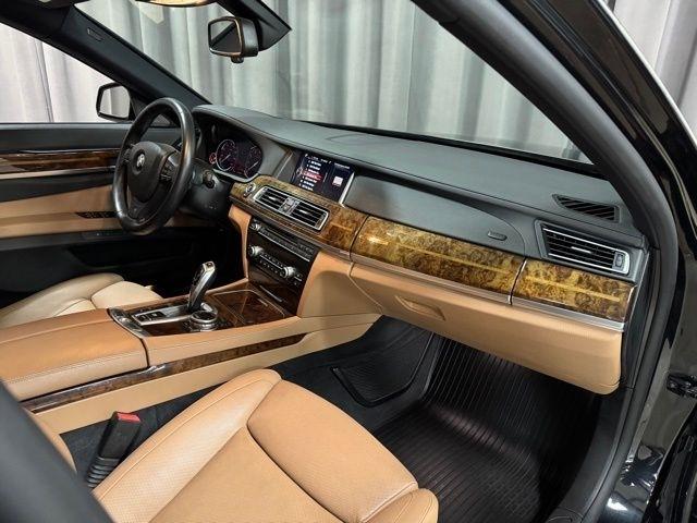 BMW 7-Series 740Li xDrive 2014