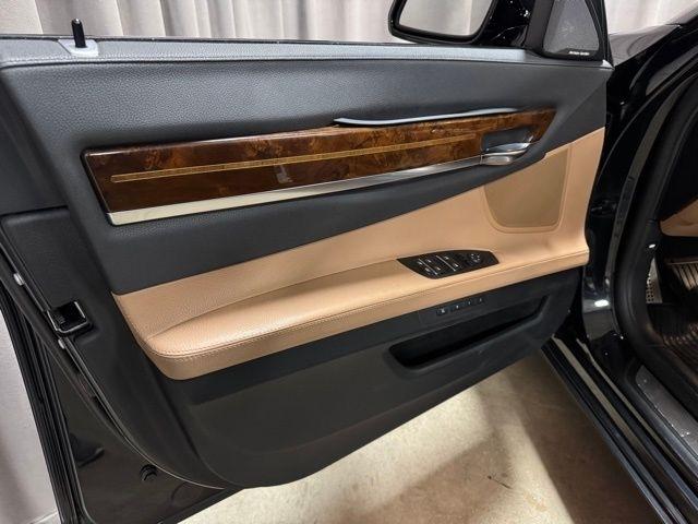 BMW 7-Series 740Li xDrive 2014