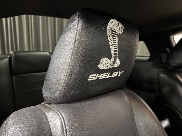 Ford Mustang GT Deluxe Coupe 2007