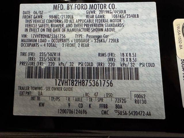 Ford Mustang GT Deluxe Coupe 2007