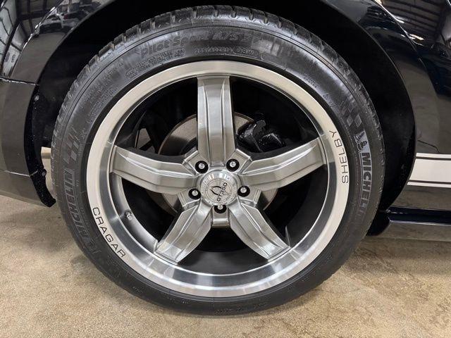 Ford Mustang GT Deluxe Coupe 2007