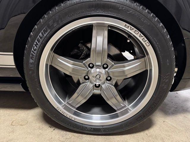 Ford Mustang GT Deluxe Coupe 2007