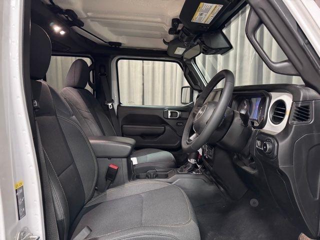 Jeep Wrangler Sport 2025