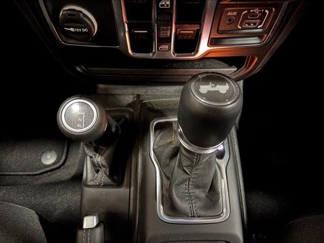 Jeep Wrangler Sport 2025