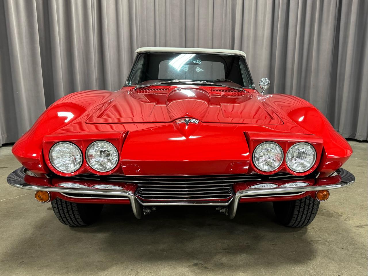 Chevrolet Corvette 2D Convertible 1964
