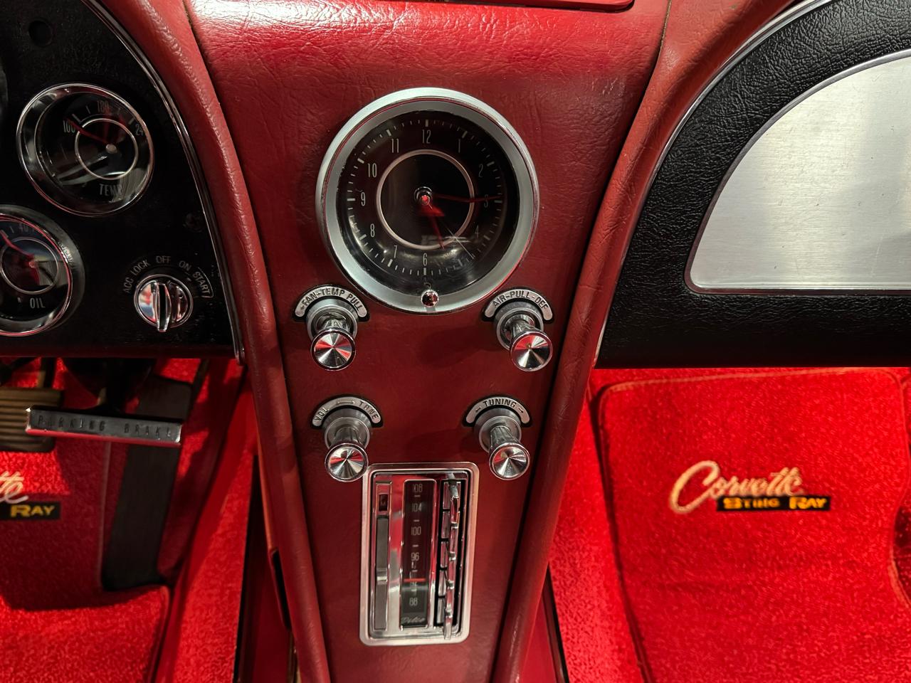 Chevrolet Corvette 2D Convertible 1964