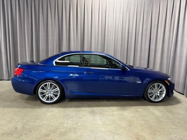BMW 3-Series 335i Convertible 2011