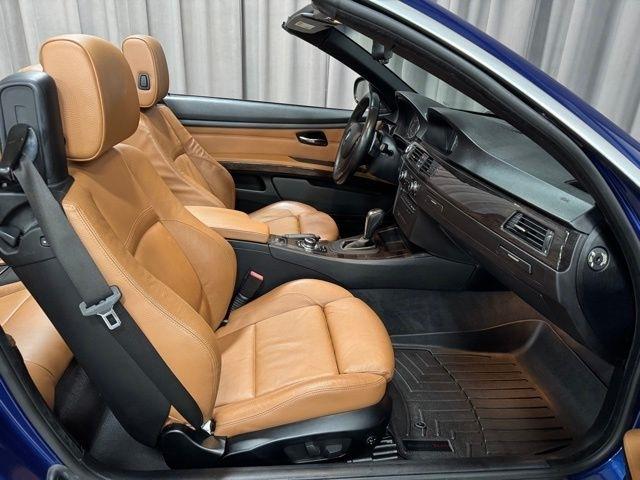 BMW 3-Series 335i Convertible 2011
