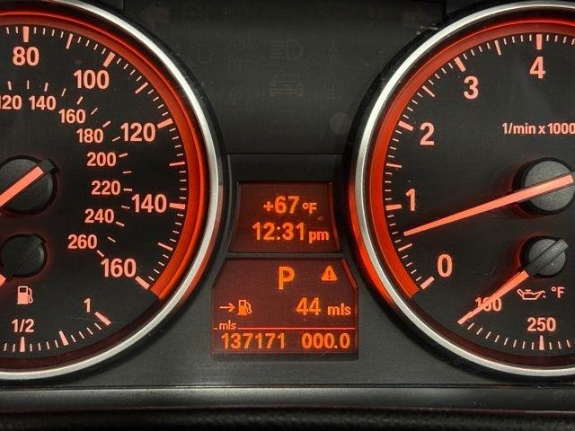 BMW 3-Series 335i Convertible 2011