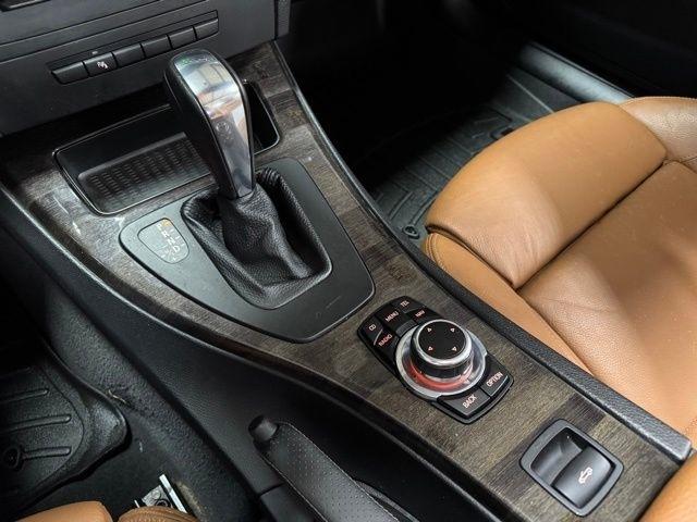 BMW 3-Series 335i Convertible 2011