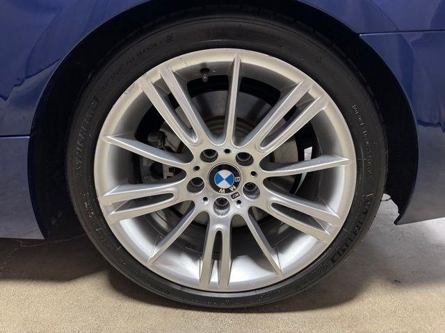 BMW 3-Series 335i Convertible 2011