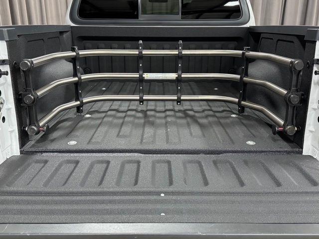 Ford F-150 King Ranch SuperCrew 4WD 2003