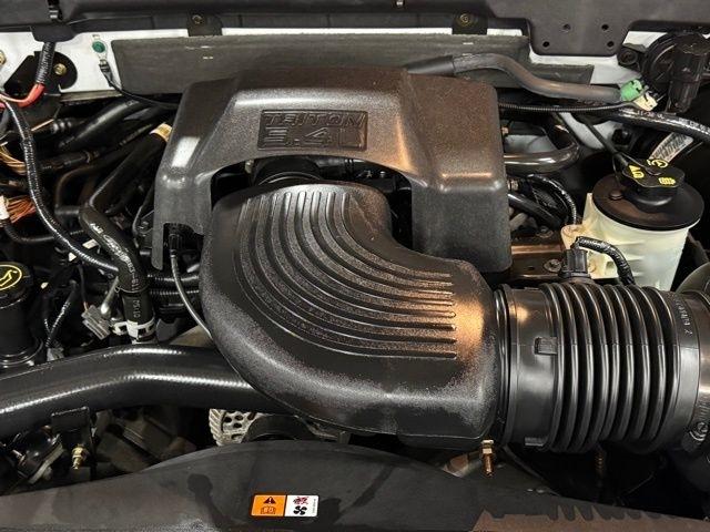 Ford F-150 King Ranch SuperCrew 4WD 2003