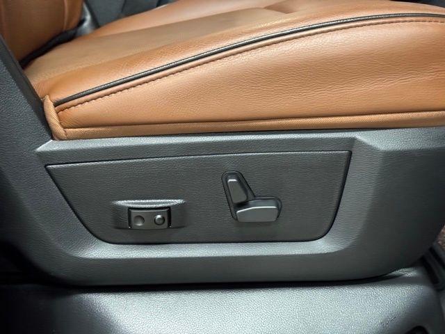 RAM 2500 Laramie Longhorn Edition Crew Cab SWB 4WD 2013