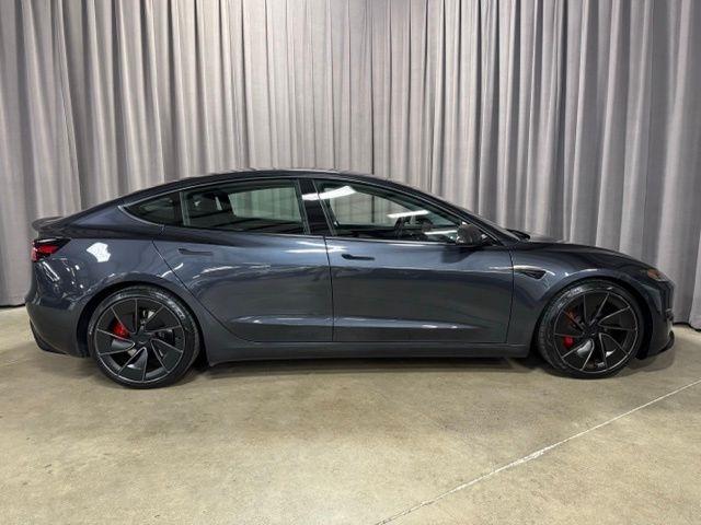 Tesla Model 3 Base 2024