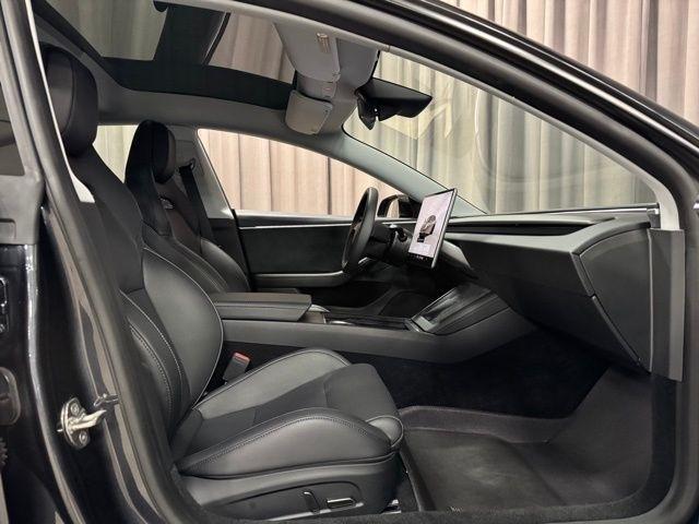Tesla Model 3 Base 2024